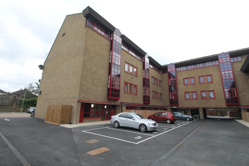 Essex, Romford, RM7 9DH, photo 8
