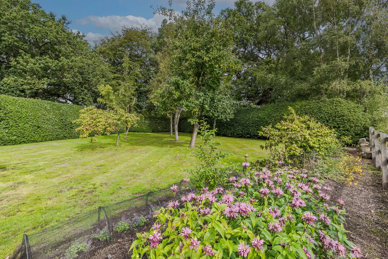 Hefferston Rise, Northwich, photo 33