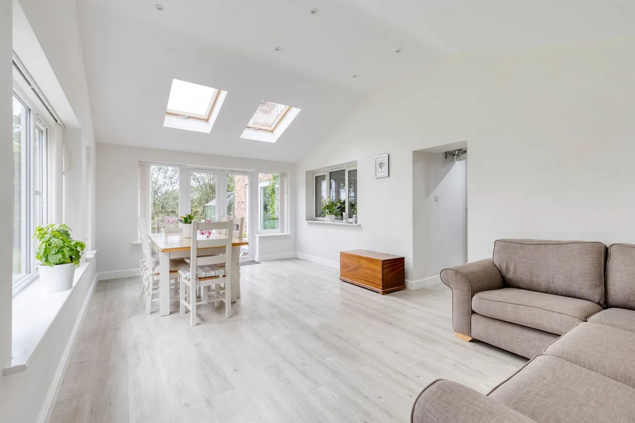 Hefferston Rise, Northwich, photo 12