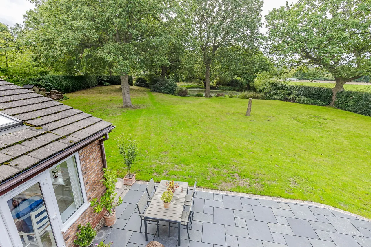 Hefferston Rise, Northwich, photo 27