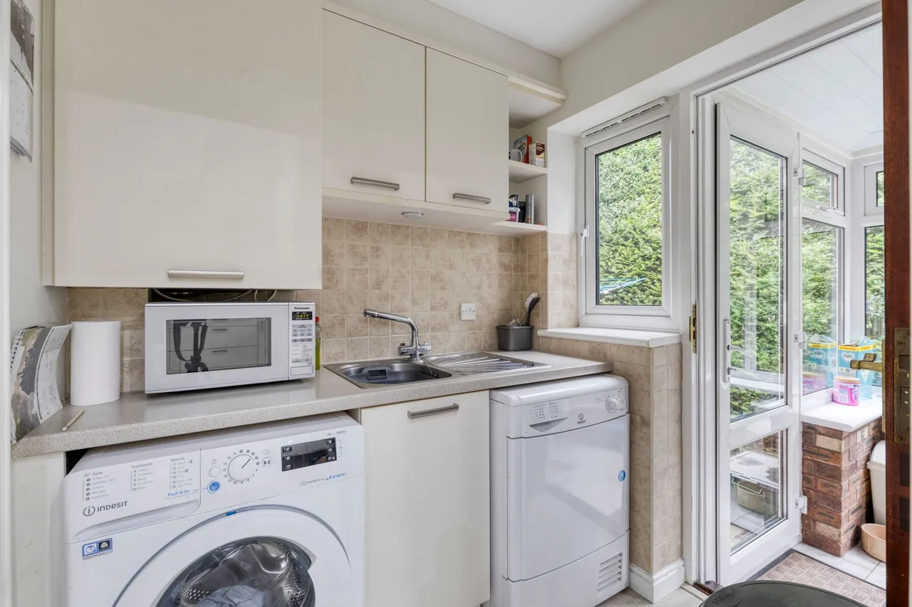Hefferston Rise, Northwich, photo 11
