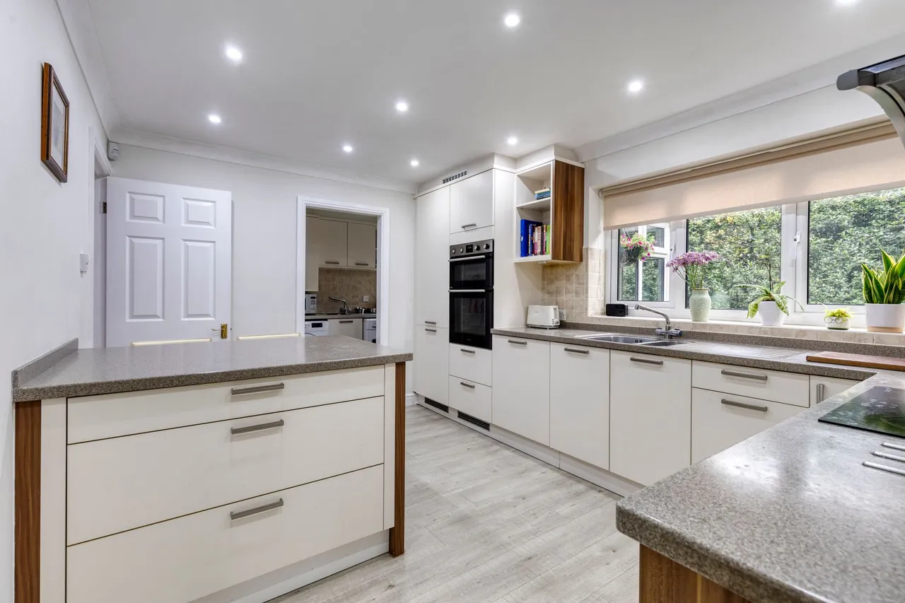 Hefferston Rise, Northwich, photo 9