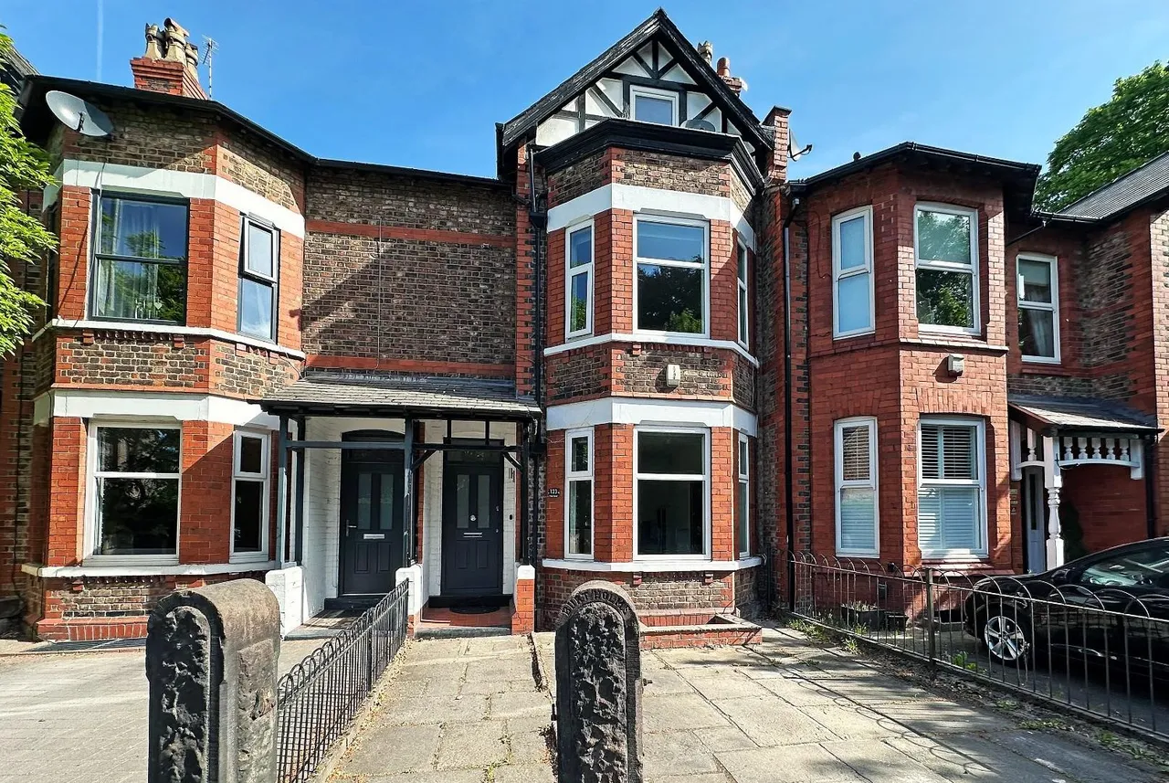 Hale Road, Hale, Cheshire WA15 9HQ, photo 14