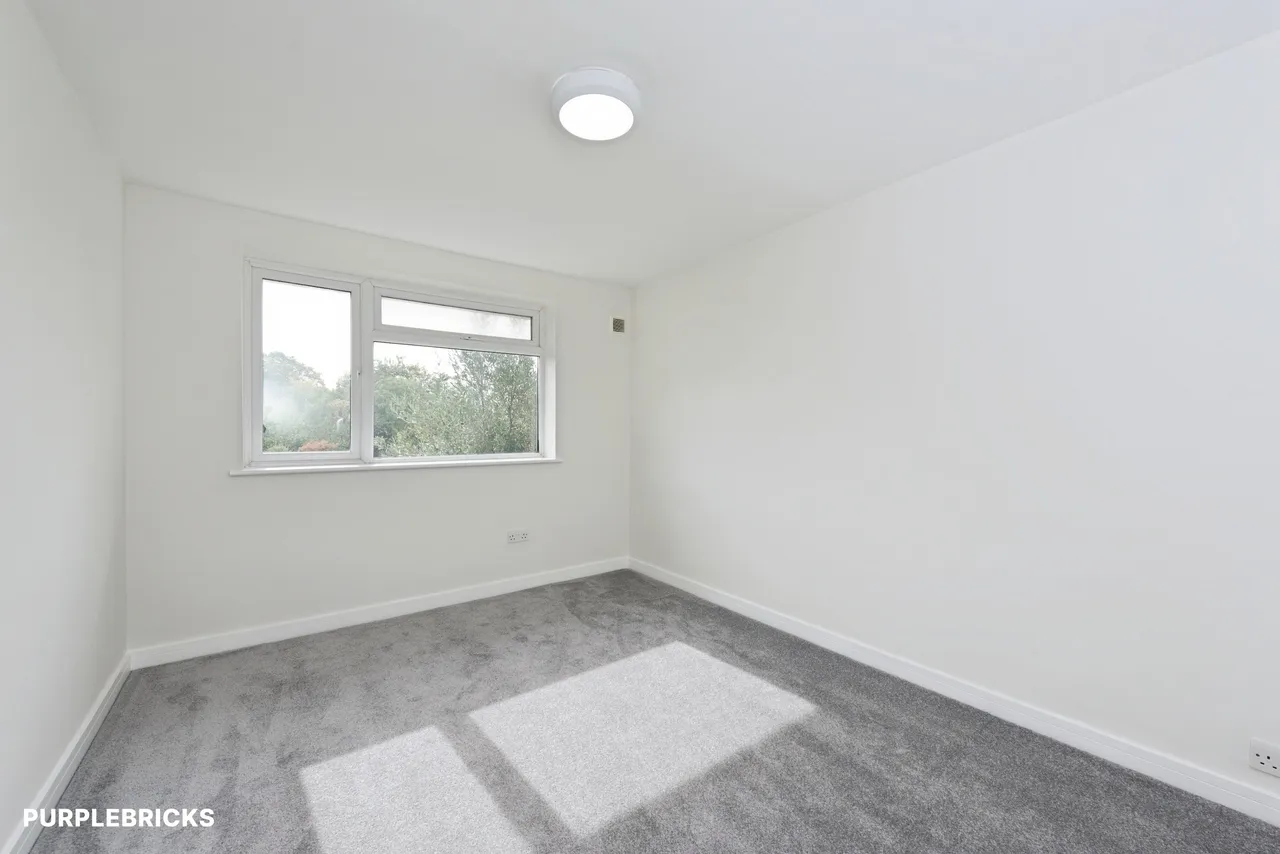 Peninsular Close, Feltham, TW14, photo 14