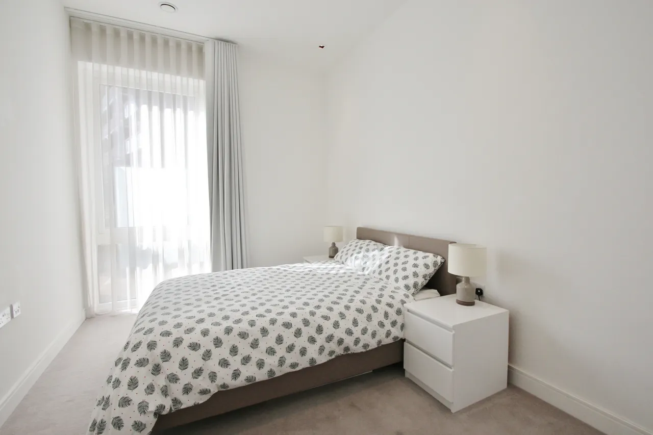 Kew Bridge Road, Brentford, TW8, photo 15