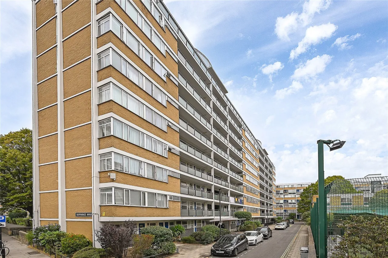 Churchill Gardens, Pimlico, SW1V, photo 8