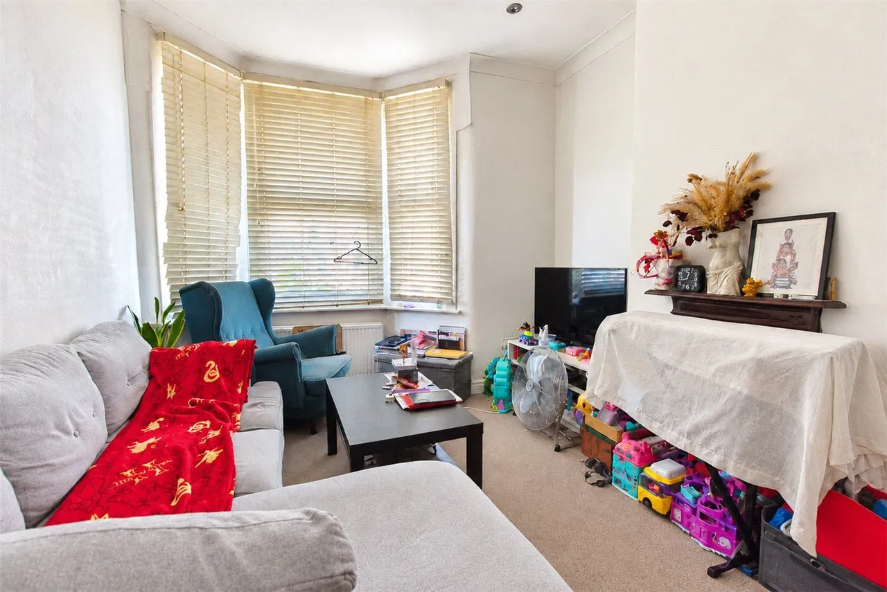 Laleham Road, London, SE6, photo 2