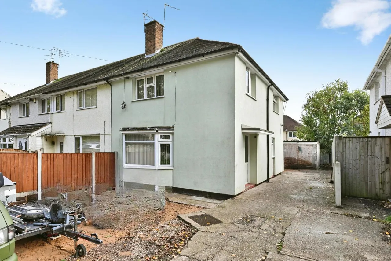 3 bed house for sale, Gardendale Avenue, Clifton, NG11
