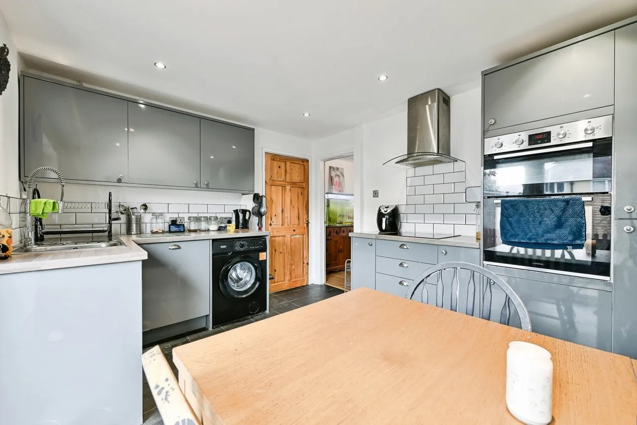 Gardendale Avenue, Clifton, NG11, photo 5