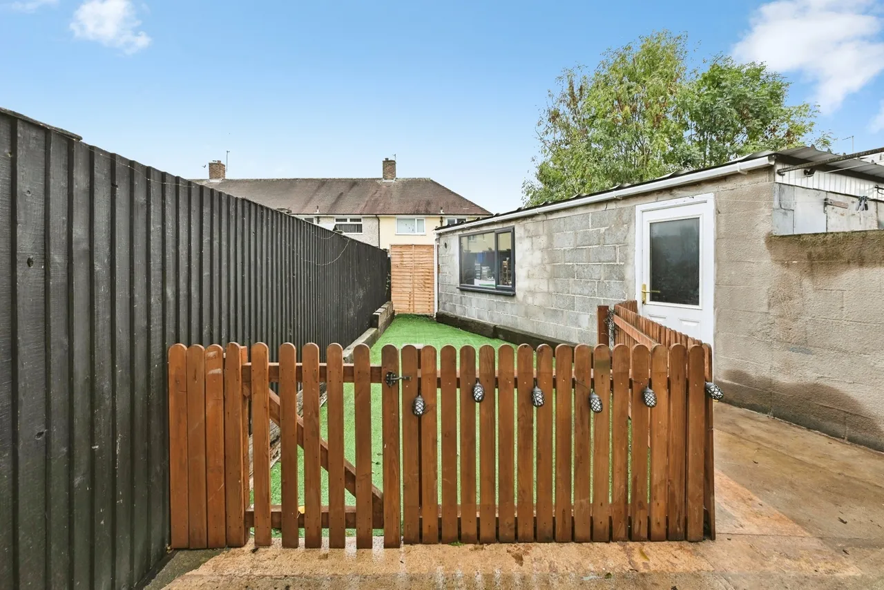 Gardendale Avenue, Clifton, NG11, photo 16