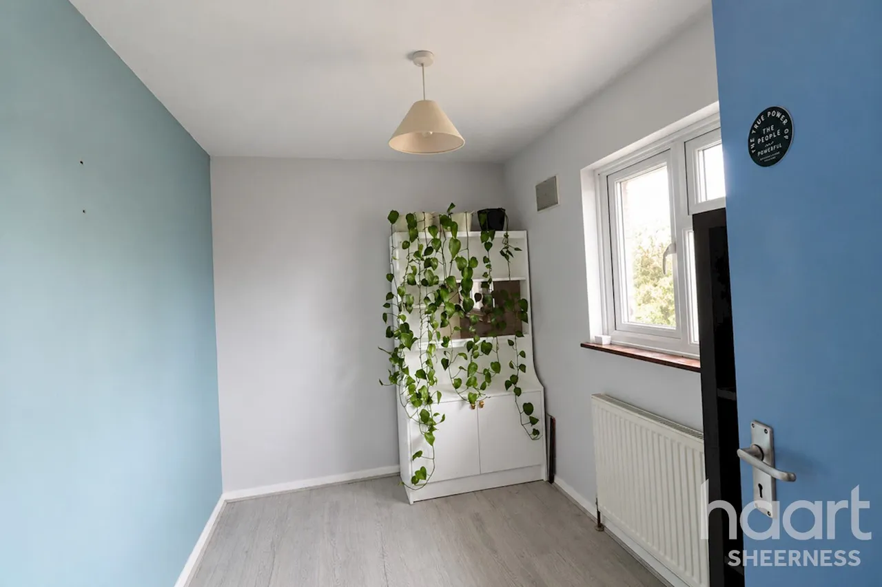 Marshall Crescent, Queenborough, ME11, photo 9