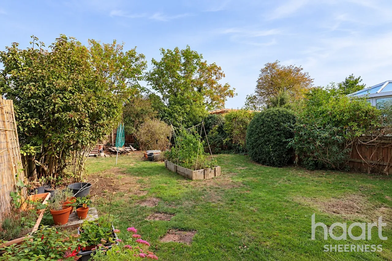 Marshall Crescent, Queenborough, ME11, photo 10