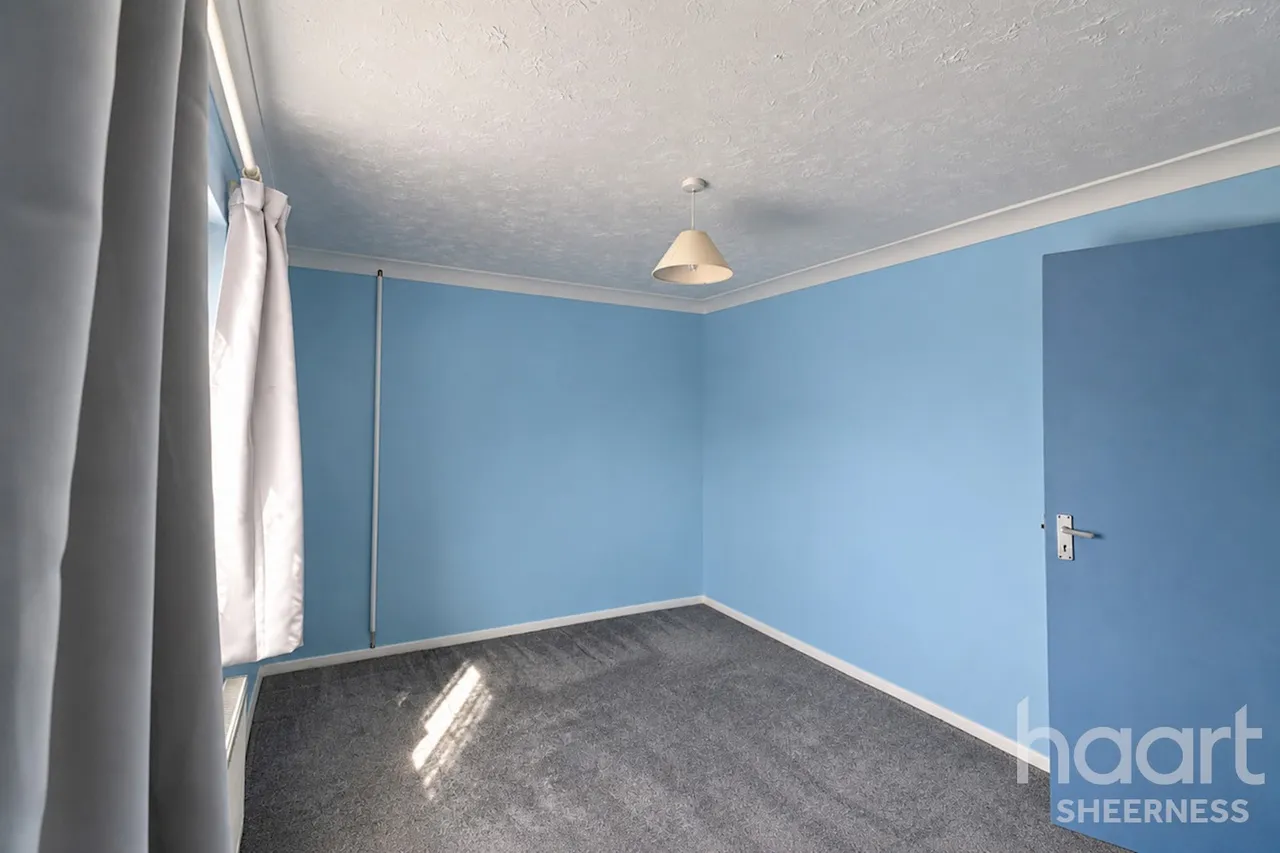 Marshall Crescent, Queenborough, ME11, photo 8