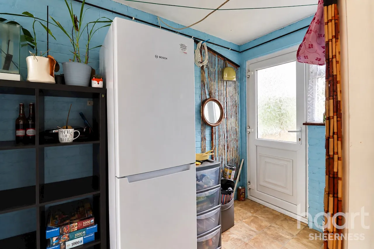 Marshall Crescent, Queenborough, ME11, photo 4