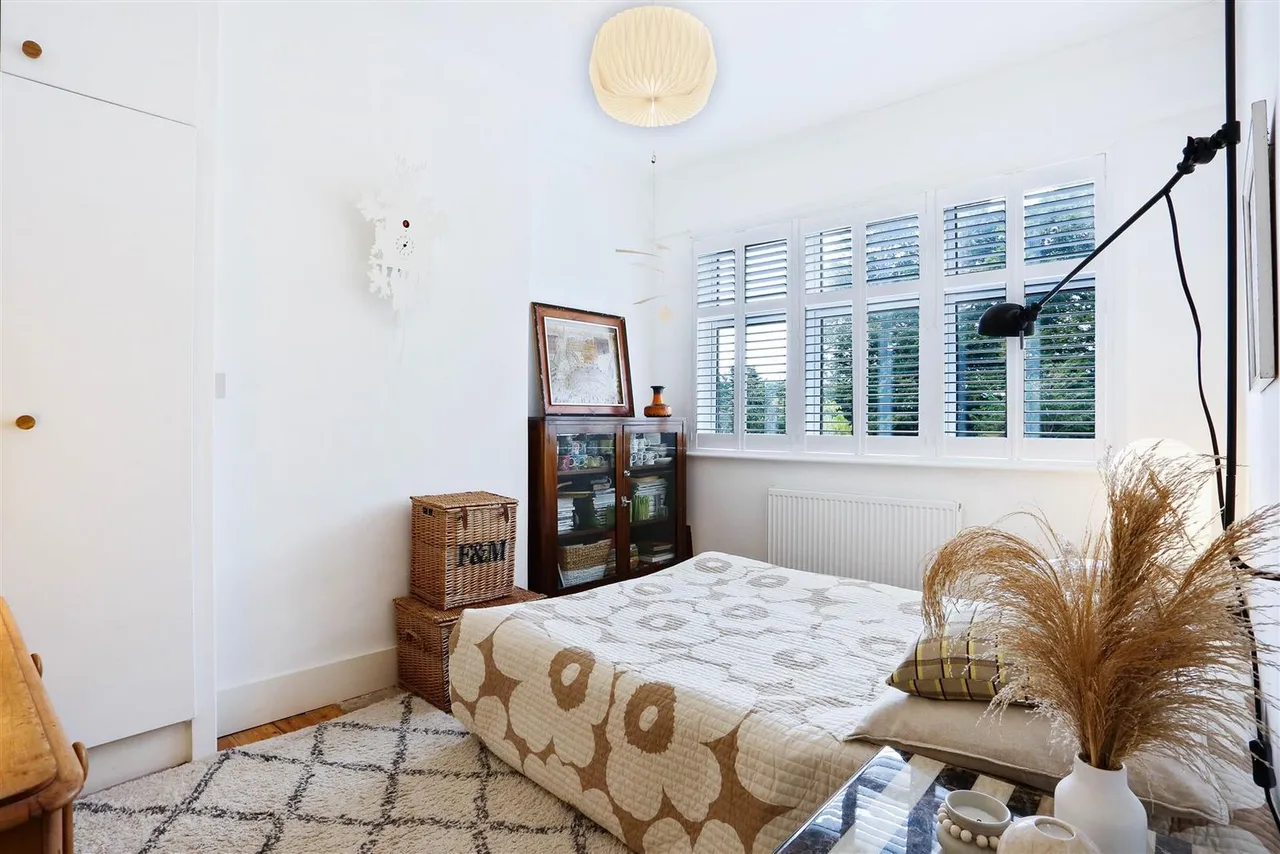 Dower Avenue, Wallington, SM6 0RG, photo 37