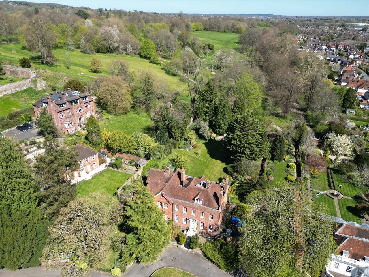 Castle Hill, Farnham, GU9, photo 2