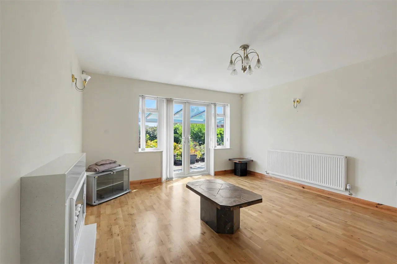 Park Drive, Sandiacre, NG10, photo 2