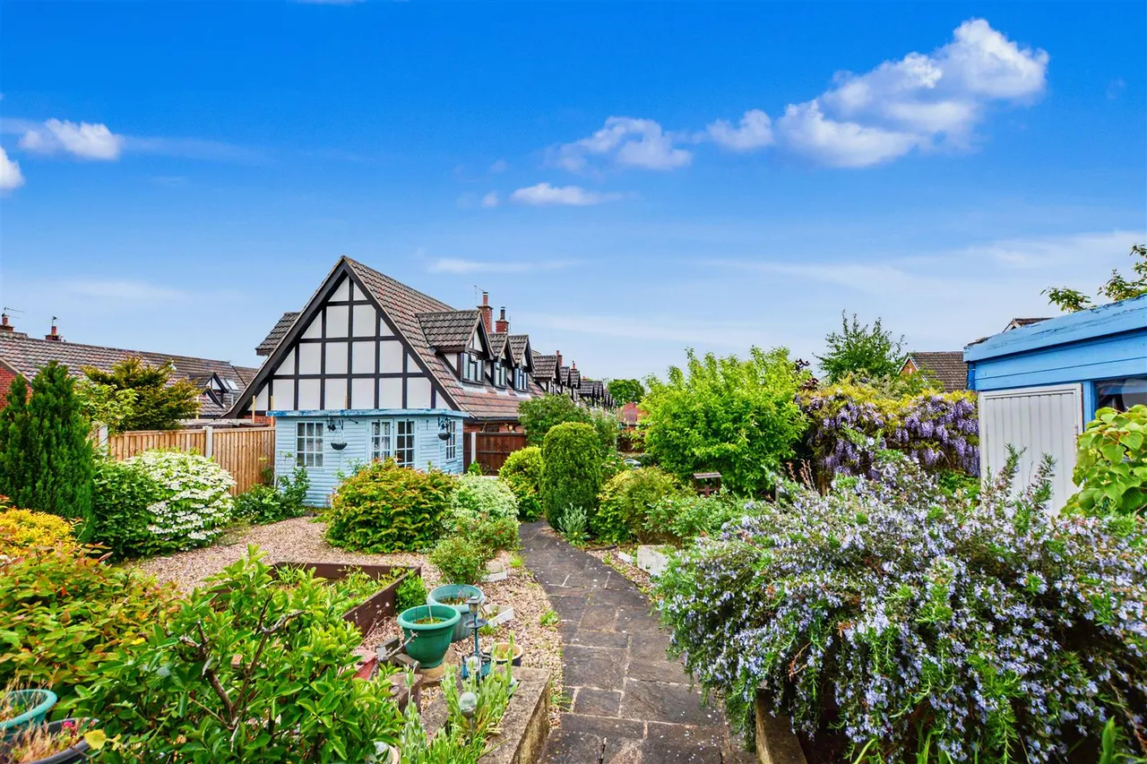 Park Drive, Sandiacre, NG10, photo 4