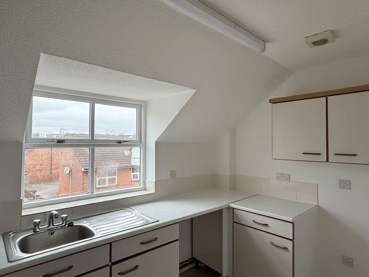 Winchester Street, TA1, photo 7