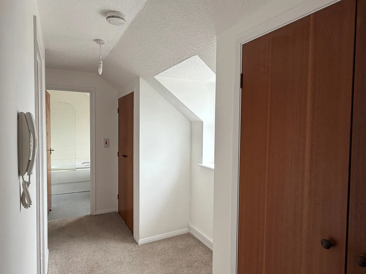 Winchester Street, TA1, photo 4