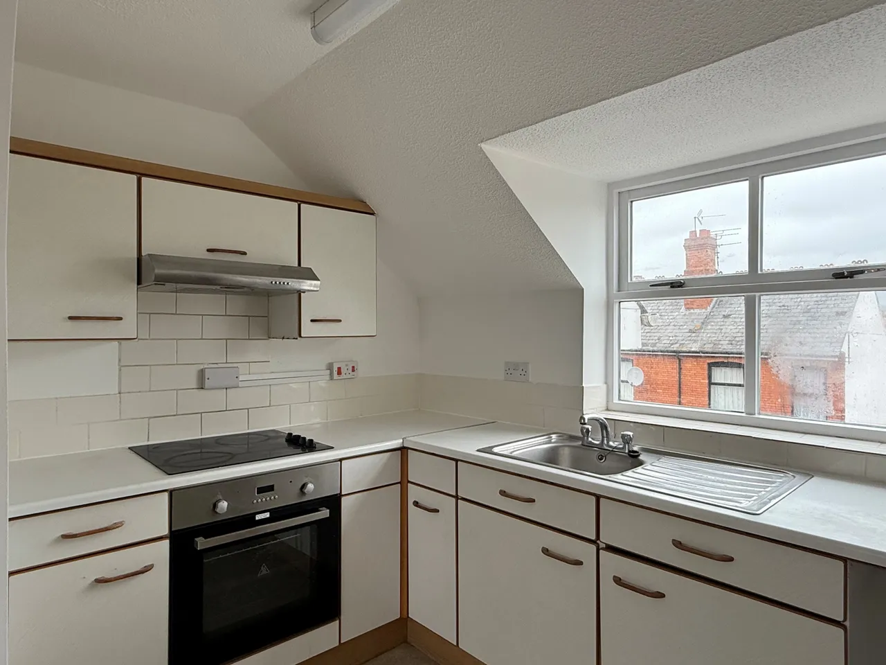 Winchester Street, TA1, photo 8