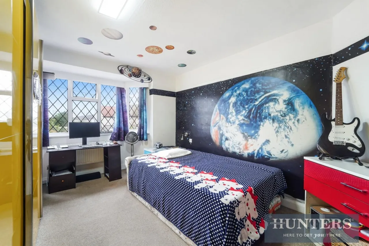 Purbeck Avenue, New Malden, photo 11