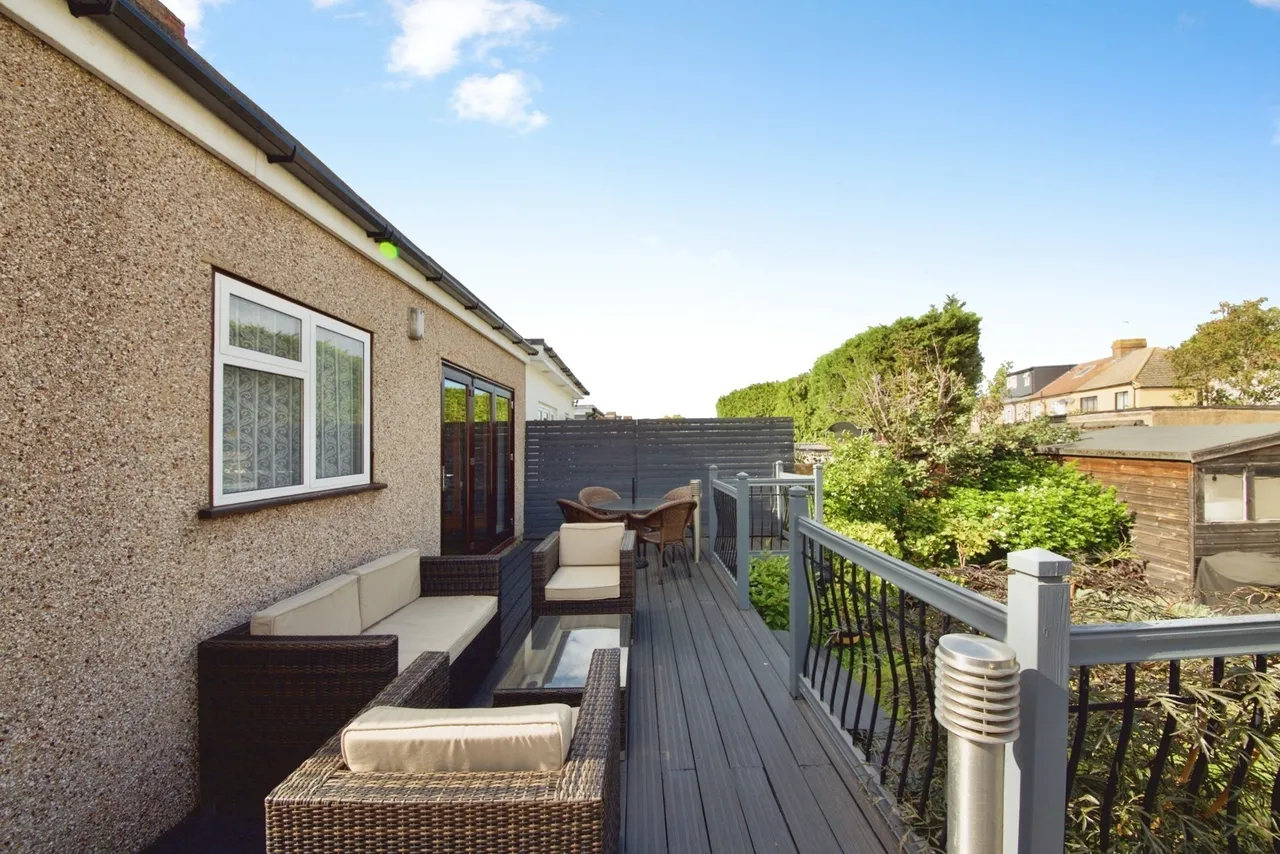 Barton Avenue, Romford, RM7, photo 4