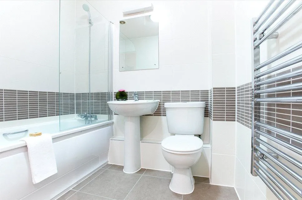 Clarendon Road, Watford, WD17, photo 2