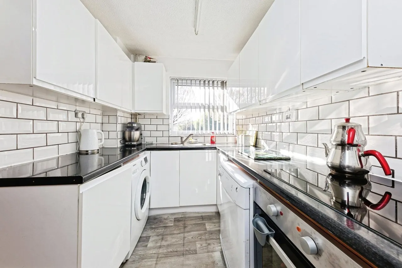 Headcorn Drive, Canterbury, CT2, photo 4