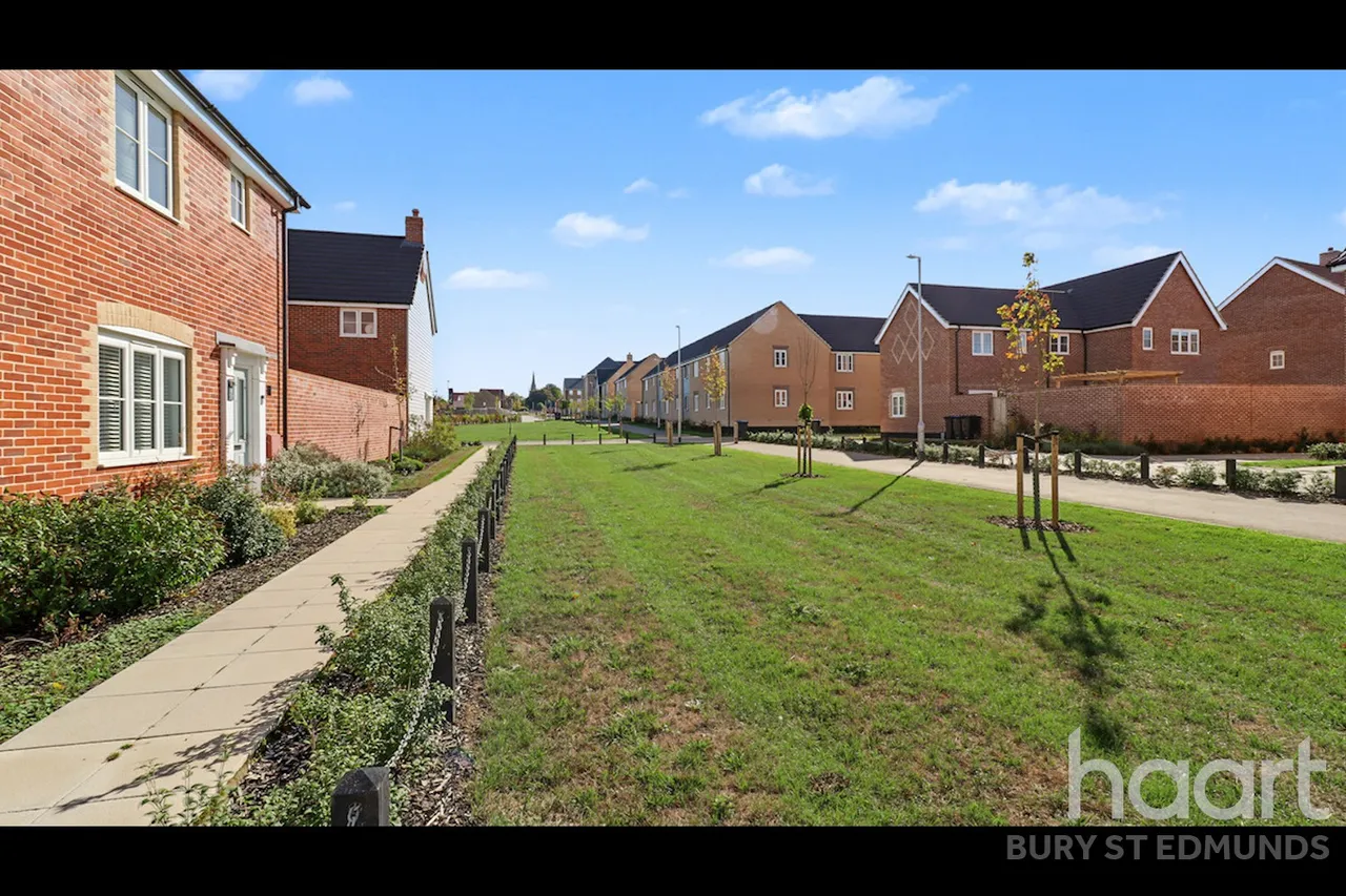 Jones Walk, Woolpit, IP30, photo 17