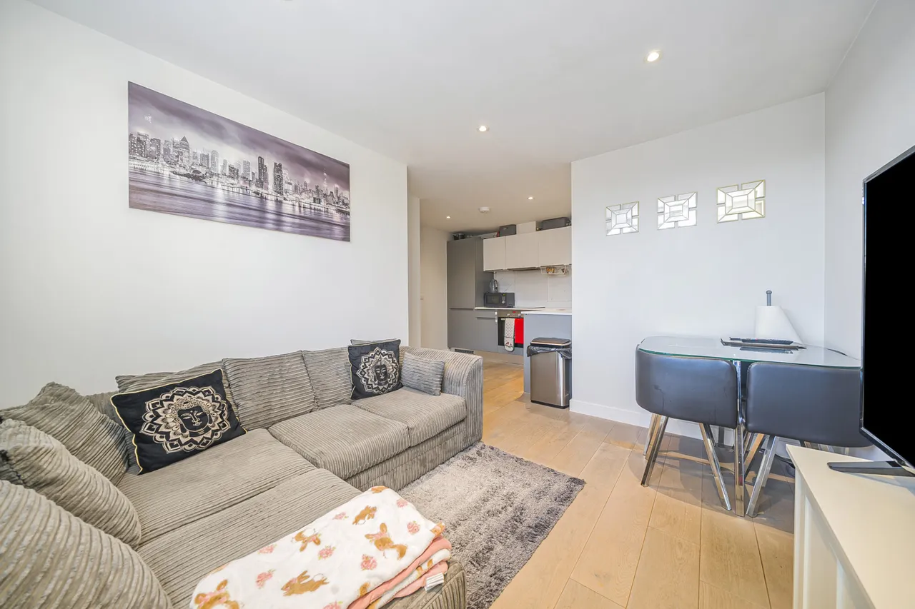 Field End Road, Ruislip, HA4, photo 4