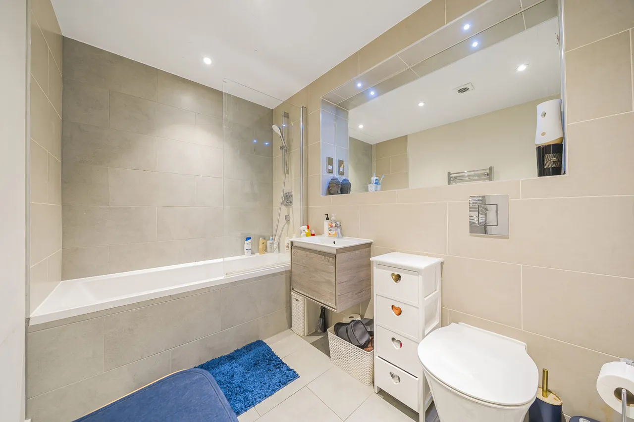 Field End Road, Ruislip, HA4, photo 7