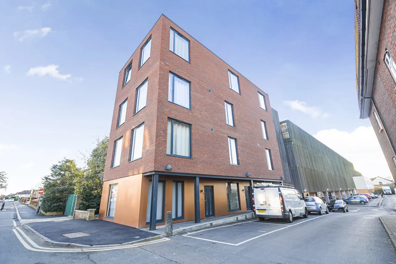 Field End Road, Ruislip, HA4, photo 9