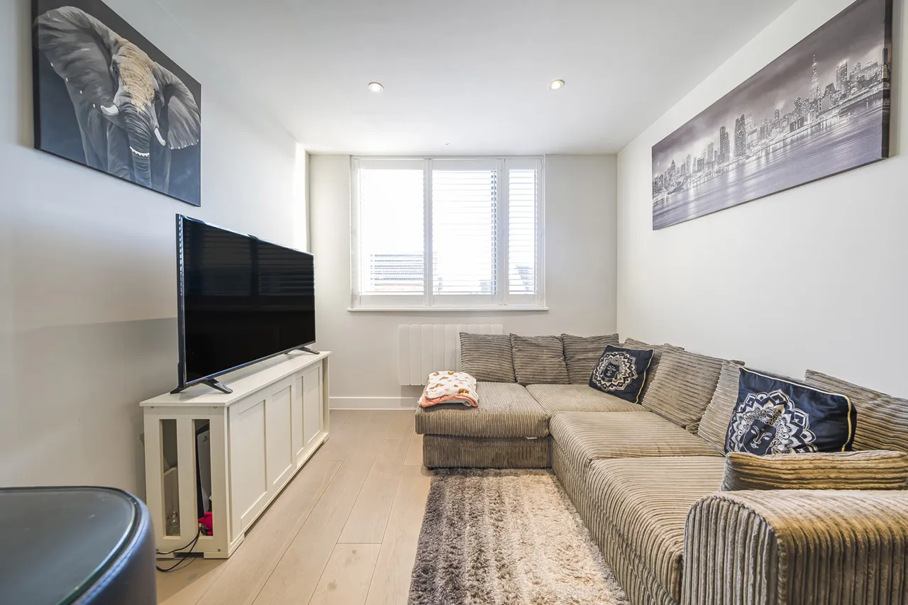 Field End Road, Ruislip, HA4, photo 5