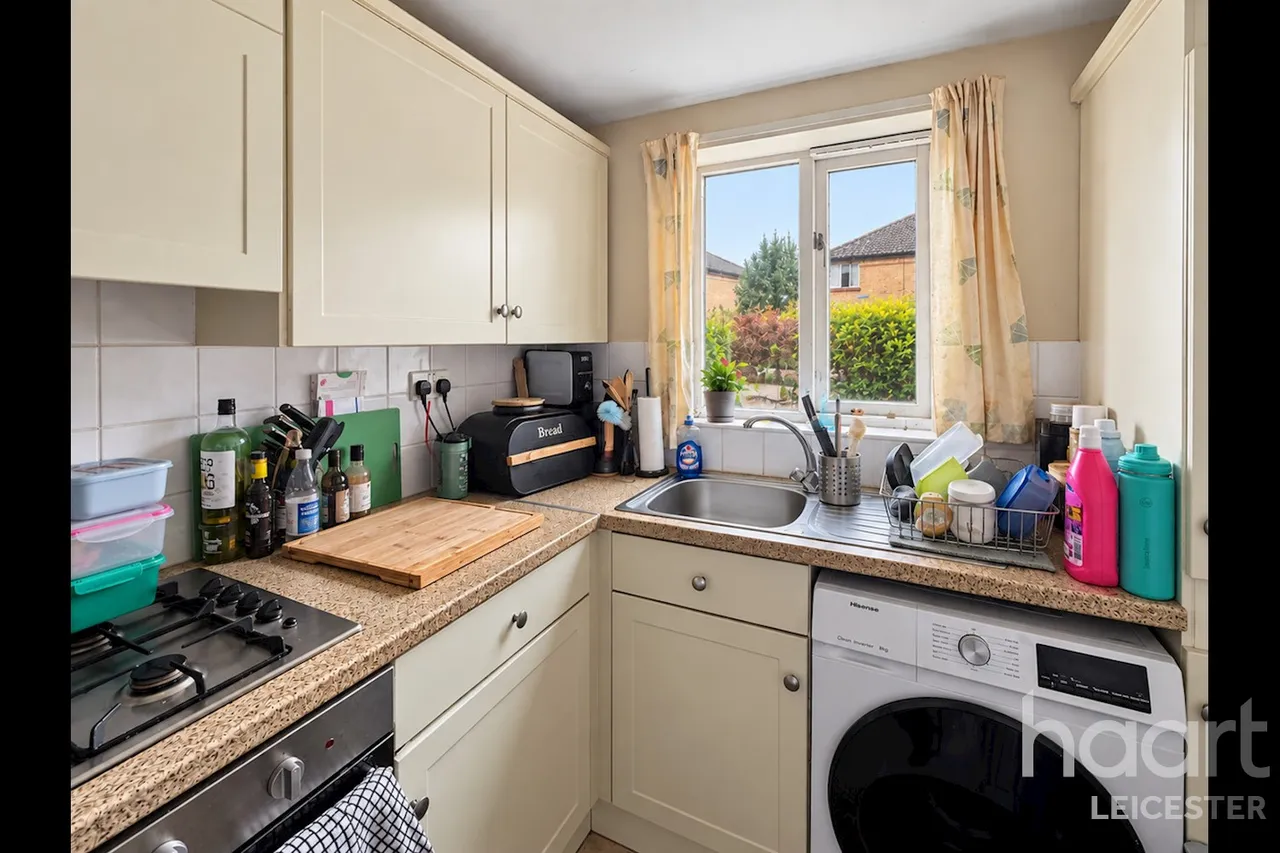 Cottage Farm Close, Leicester, LE3, photo 5