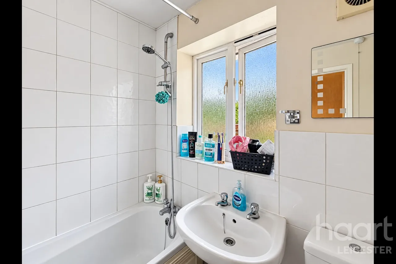 Cottage Farm Close, Leicester, LE3, photo 11