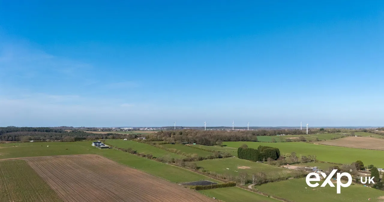 Main Road, Ravenshead, photo 36