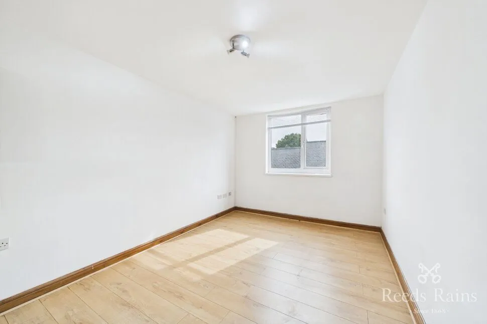Gillygate, Pontefract, Wakefield, WF8, photo 3