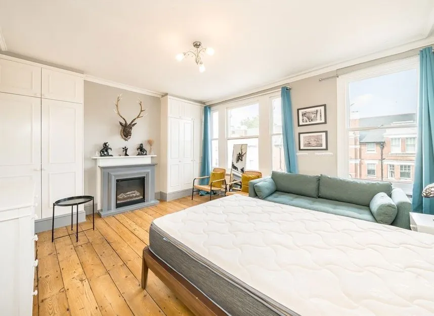 Wandsworth Road, Clapham, SW8, photo 5