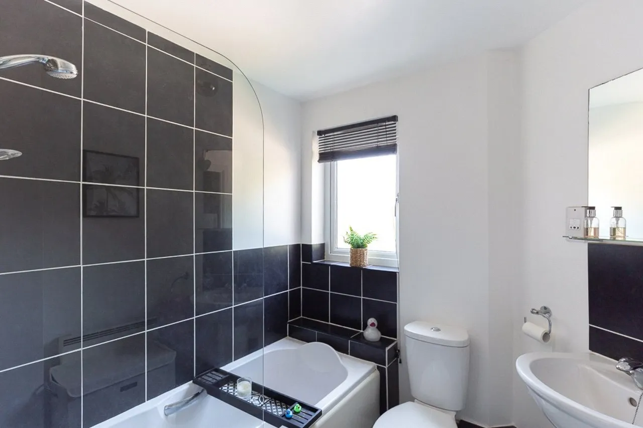 New Charlton Way, Bristol, BS10, photo 11