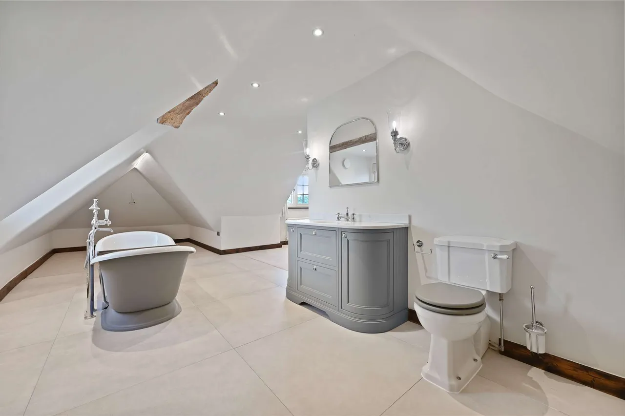 Denham Lane, Chalfont St. Peter, SL9, photo 11