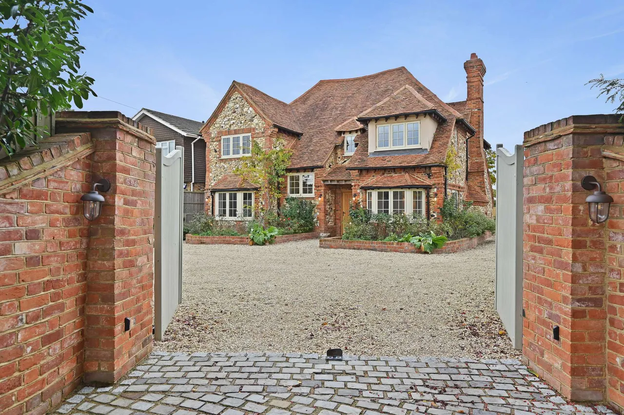 Denham Lane, Chalfont St. Peter, SL9, photo 2