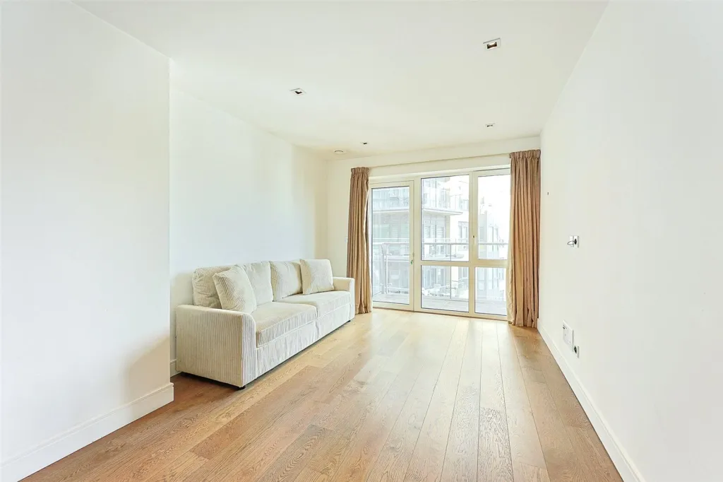 Longfield Avenue, Ealing, W5, photo 2