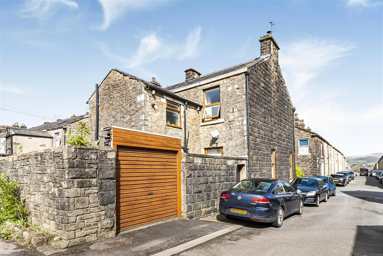 Garnett Street, Ramsbottom, Bury, BL0 9JW, photo 27