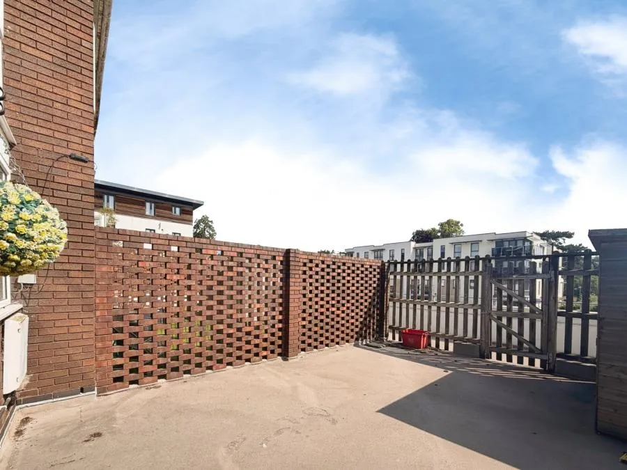 Abbey End, Kenilworth, CV8, photo 11