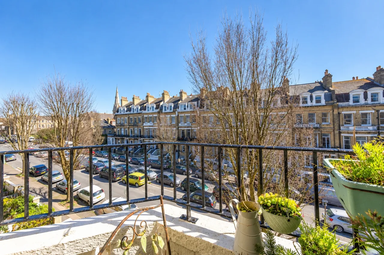 First Avenue, Hove, BN3, photo 12