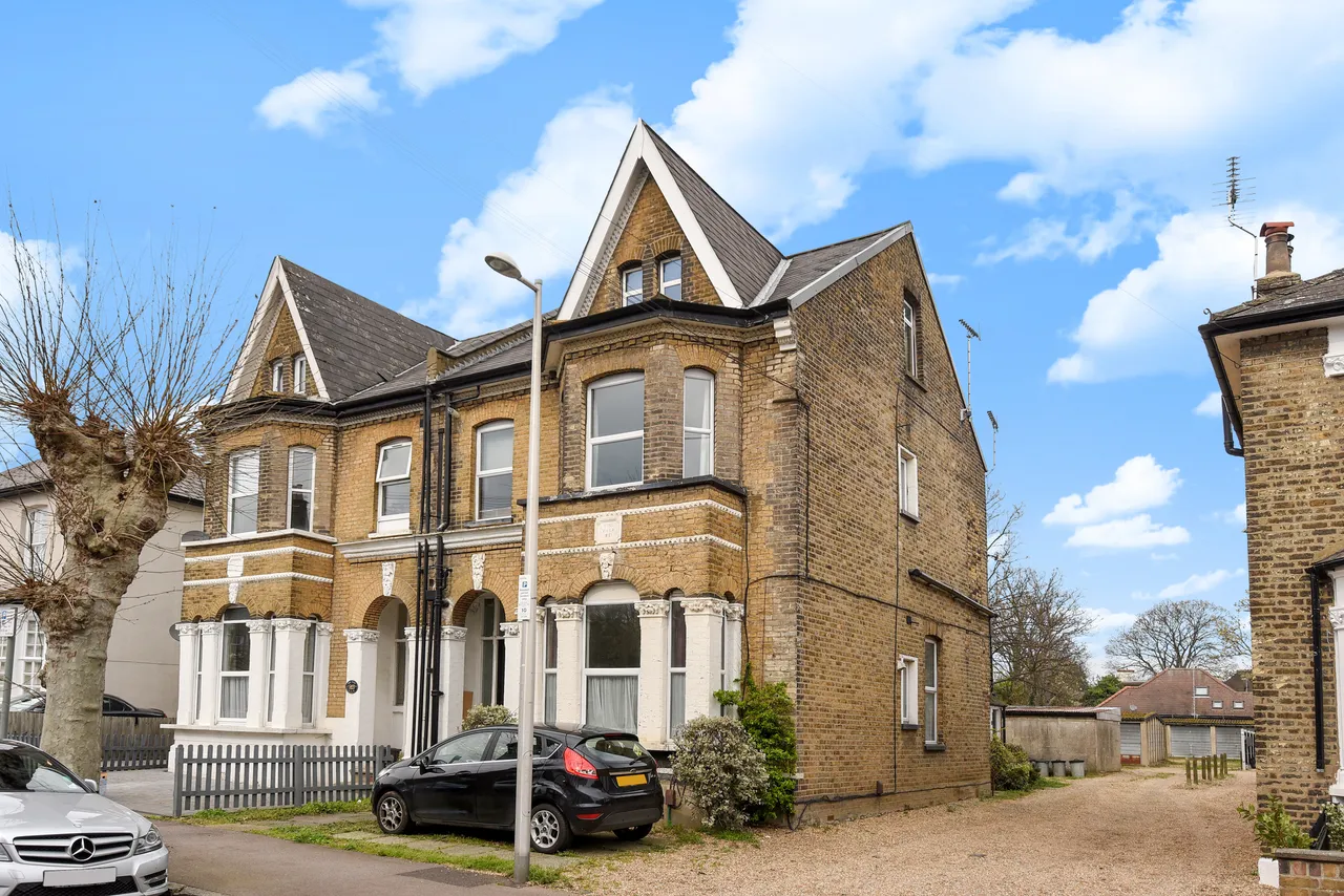 Clarendon Road, South Woodford, E18, photo 8