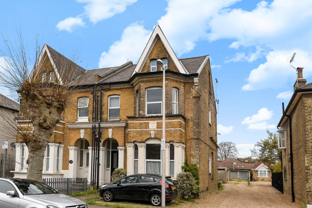 Clarendon Road, South Woodford, E18, photo 7
