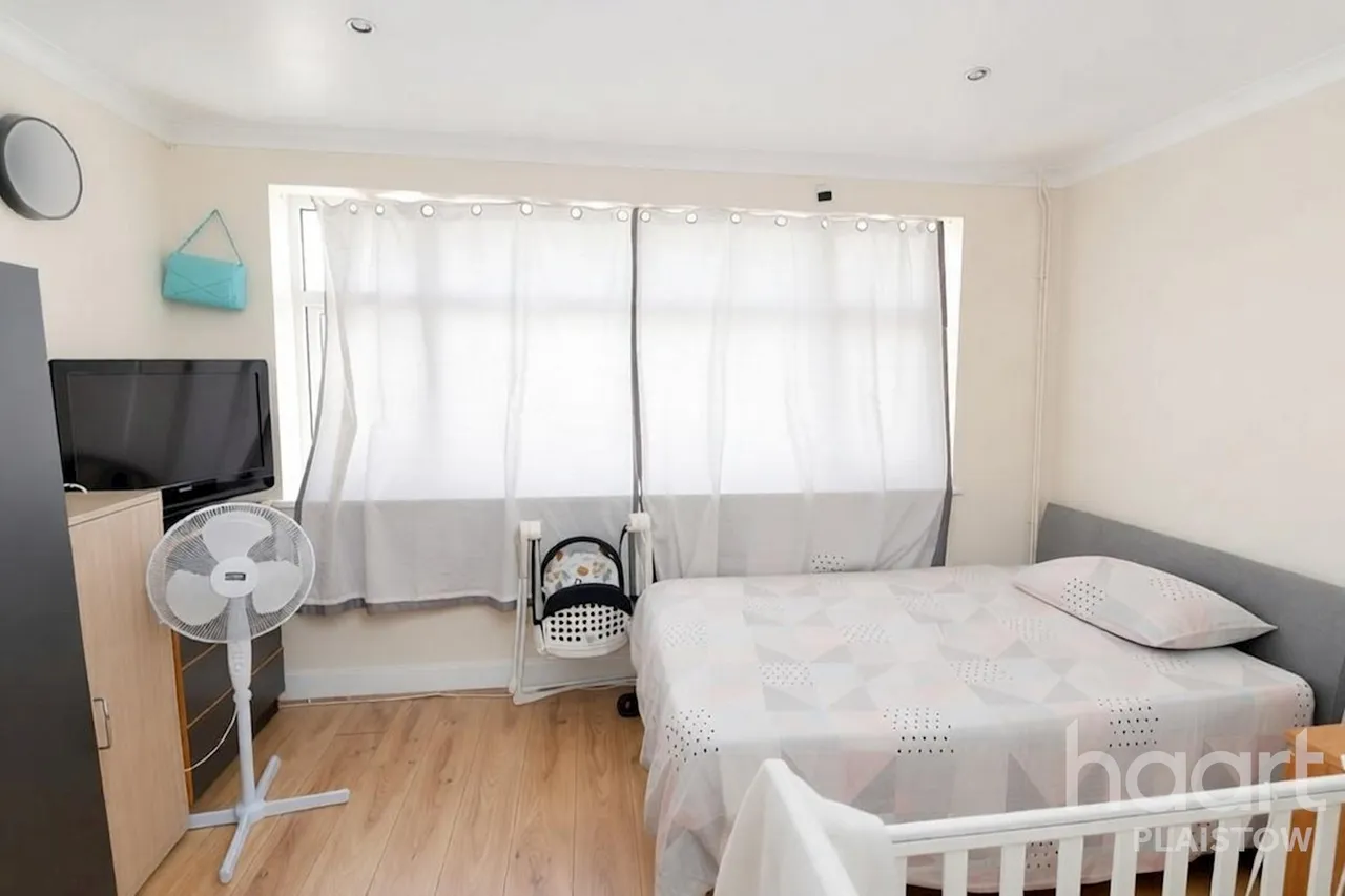Chesterton Road, Plaistow, E13, photo 13