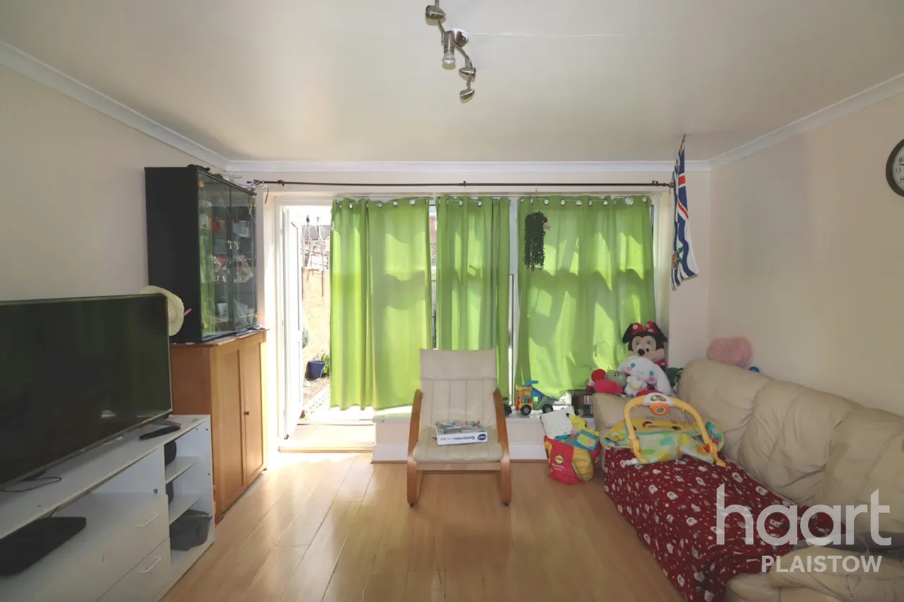 Chesterton Road, Plaistow, E13, photo 8